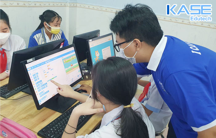 Lập trình với MIT Scratch Programming